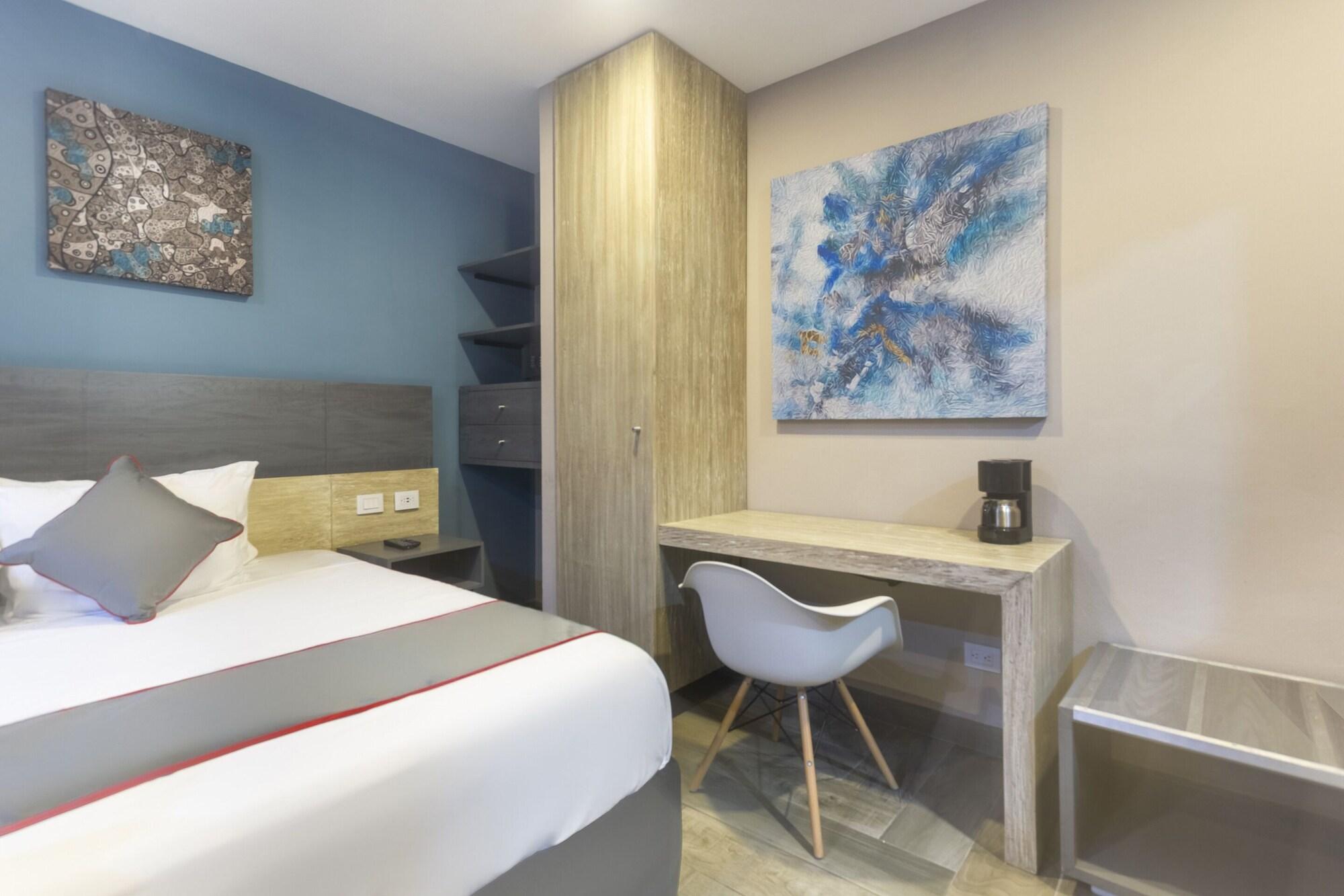 Bfh Attraction Deluxe Hotel Плая-дель-Кармен Экстерьер фото